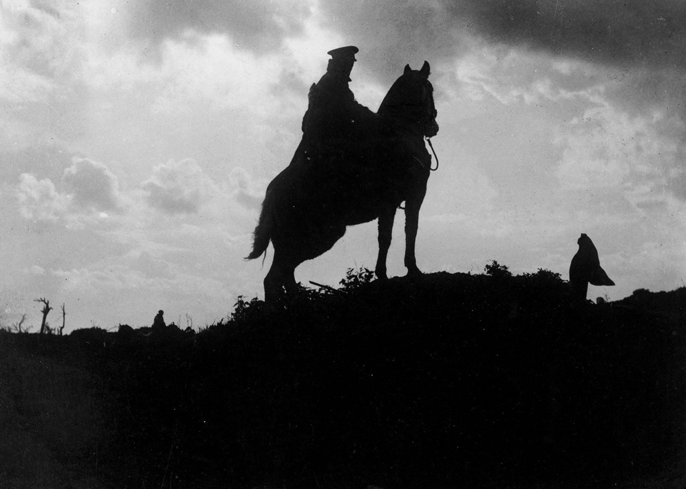 A soldier on his horse, during a cavalry patrol in World War I